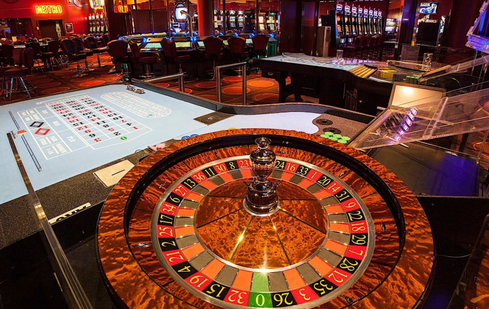 Evolusi Permainan Casino Online Dari Meja Tradisional ke Dunia Digital